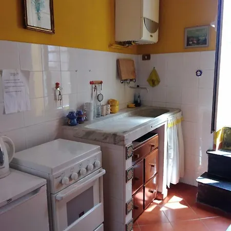 Oleandro Montale (Liguria)