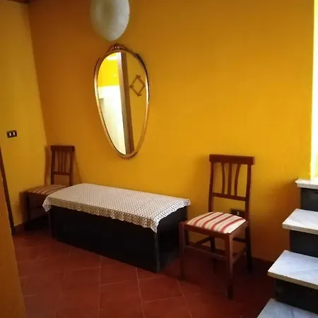 Oleandro Montale (Liguria)