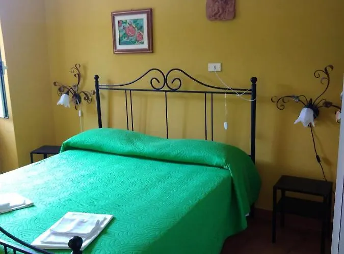 Oleandro Apartman Montale